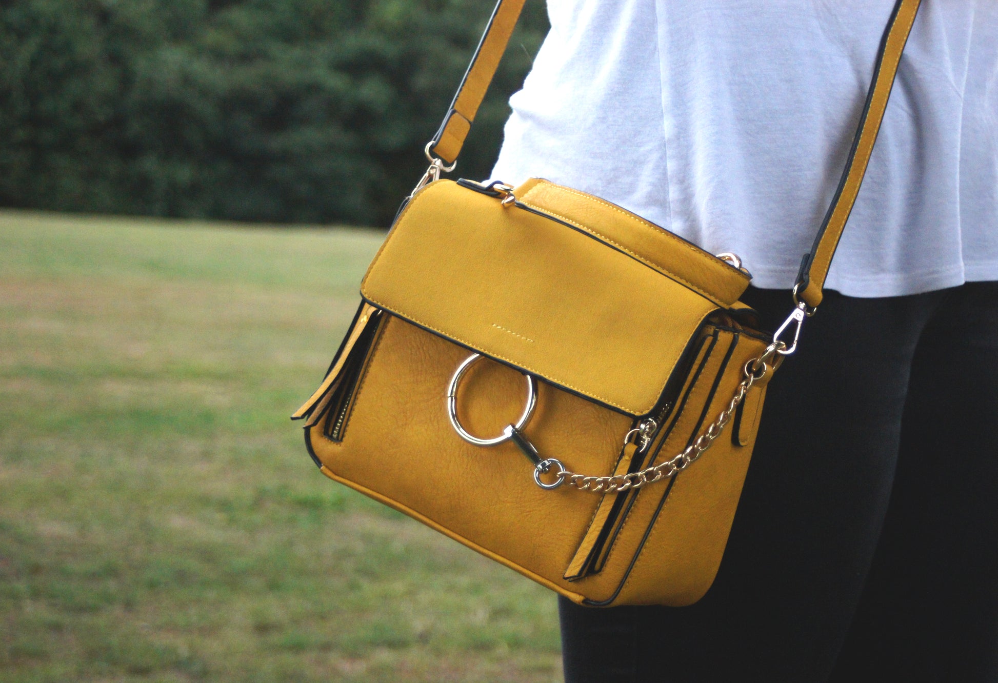 Swanky Swans Aurelia Ring Handbag YellowPerfect for School, Weddings, Day out!
