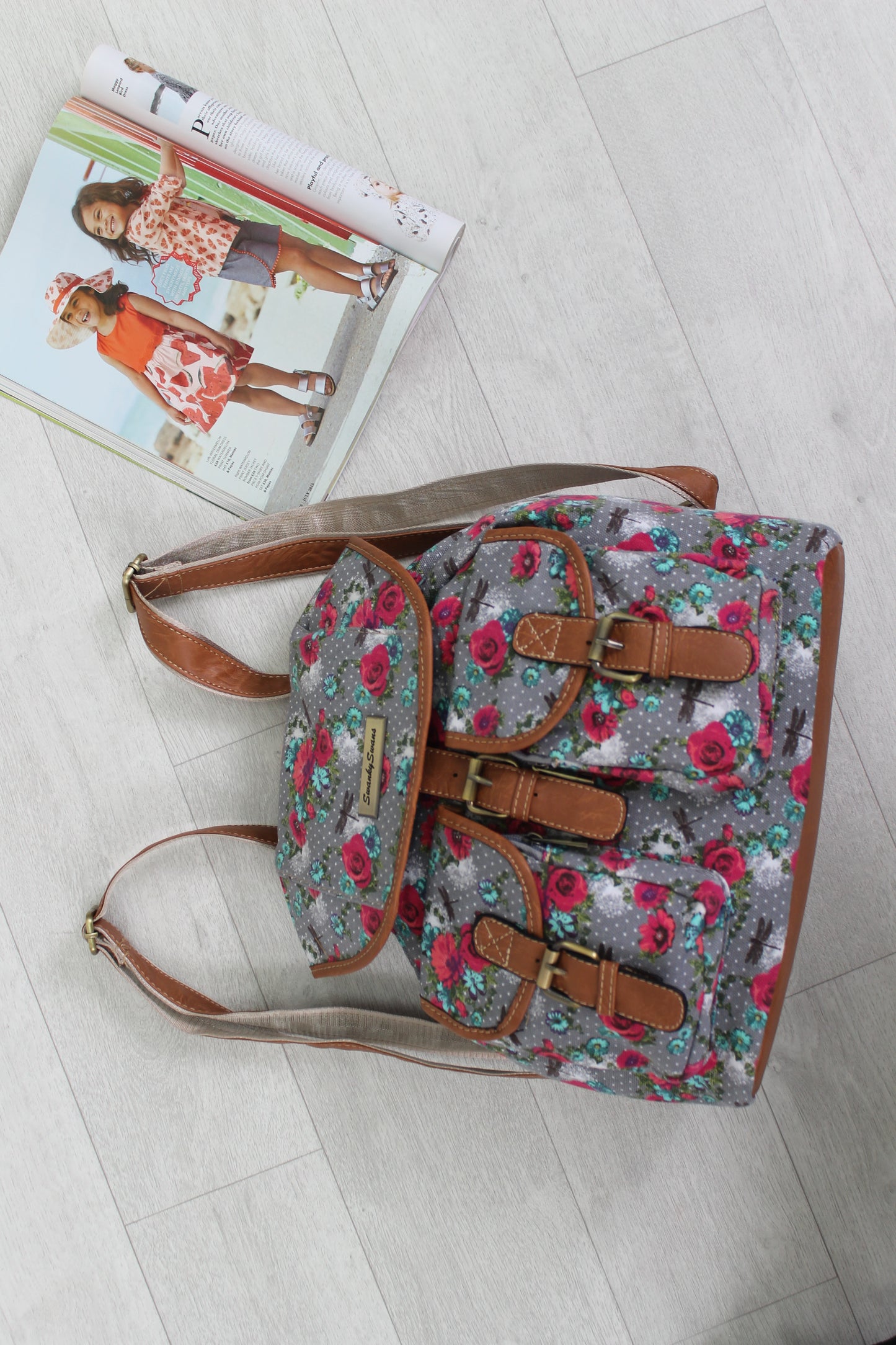 Anna Vintage Flowers Dragonfly Canvas Backpack Grey