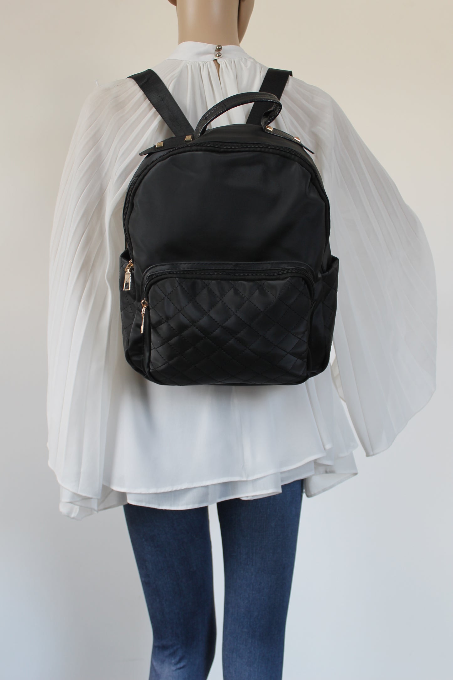 Swanky Swans Jenson Backpack Black Perfect Backpack for school!