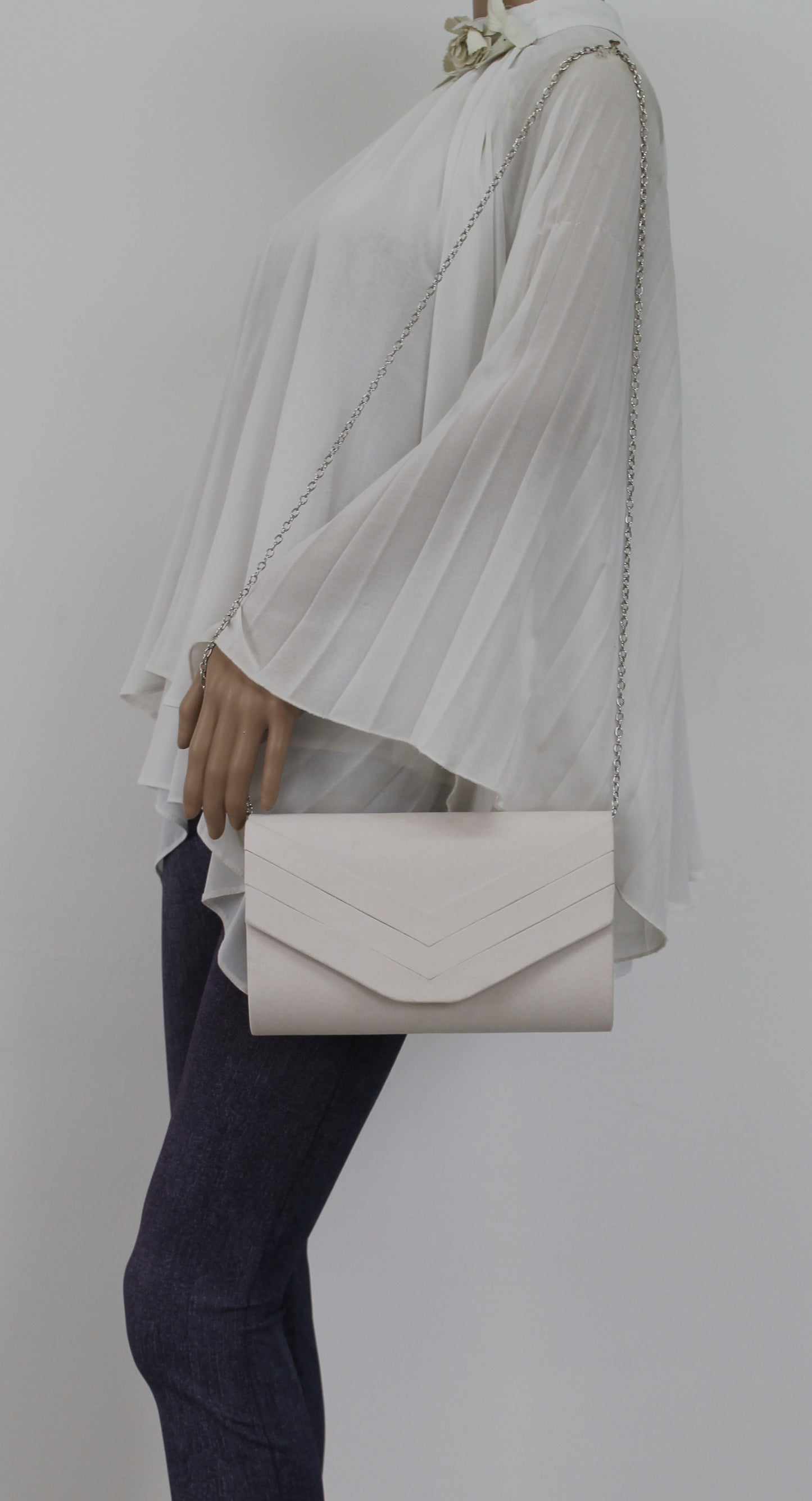 Samantha V Detail Clutch Bag Ivory